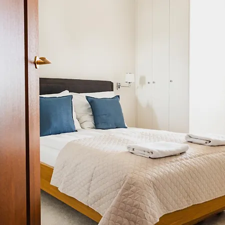 Apartment Totu Sea Towers